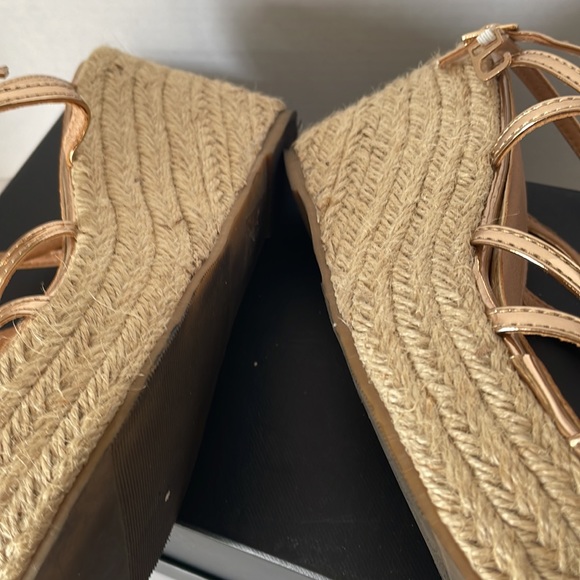 Wedges with wraps. - Picture 7 of 8